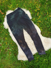 Load image into Gallery viewer, MTO Forest Dweller Pocket Leggings