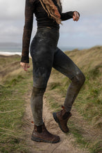 Load image into Gallery viewer, MTO Fleece Wildling Leggings