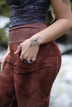 Load image into Gallery viewer, MTO Forest Dweller Fleece Leggings