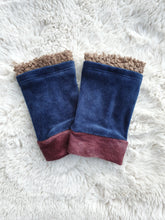 Load image into Gallery viewer, RTS Wristwarmers #8