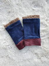 Load image into Gallery viewer, RTS Wristwarmers #8